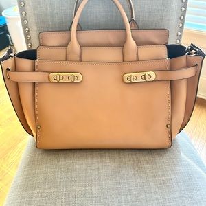 Coach (Large) leather handbag slightly used